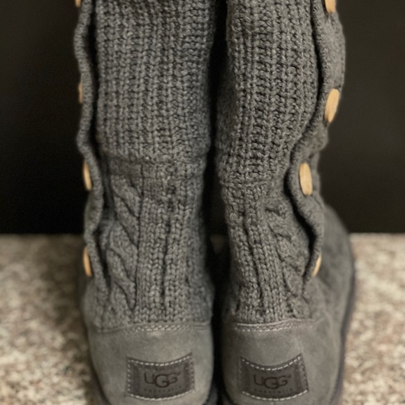 COPY - COPY - COPY - Ugg Leland Boots - Picture 4 of 7